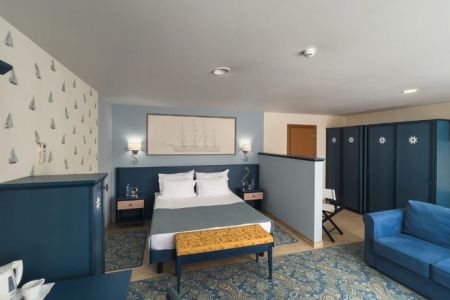 Сюит 4-местный 2-комнатный (корпус 1)